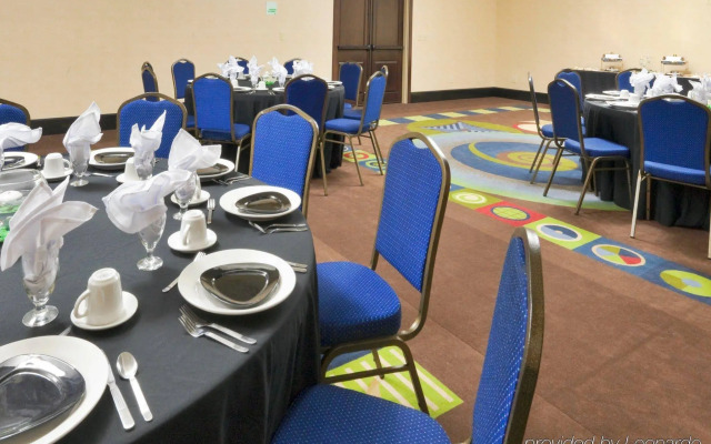 Holiday Inn Hotel & Suites Waco Northwest by IHG