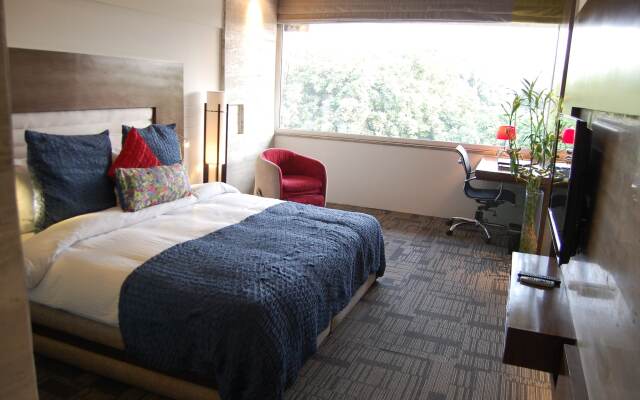 Maya Hotel