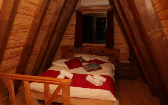 Engreens Suit Bungalov