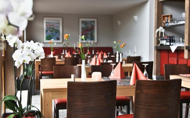 Country Inn Hotel Phöben