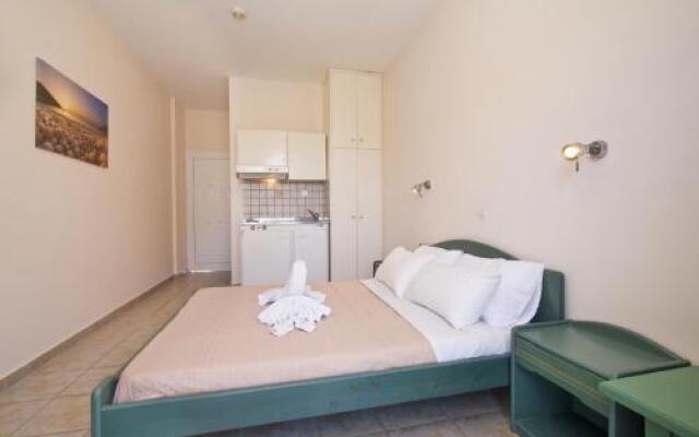 Theodora Studios & Apartments