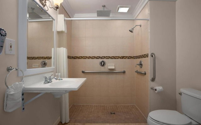 Travelodge by Wyndham Santa Maria