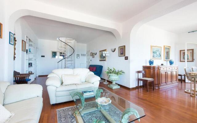 Casa con terrazza sul mare all'Addaura by Wonderful Italy