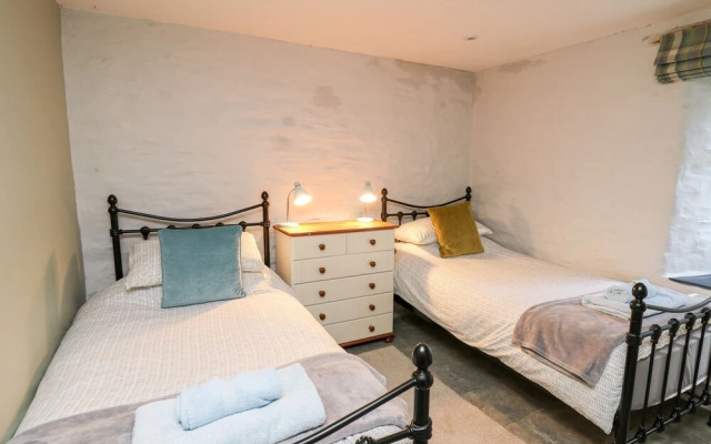 Lower Vestry