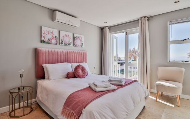 Loader Street Studios 5 by CTHA