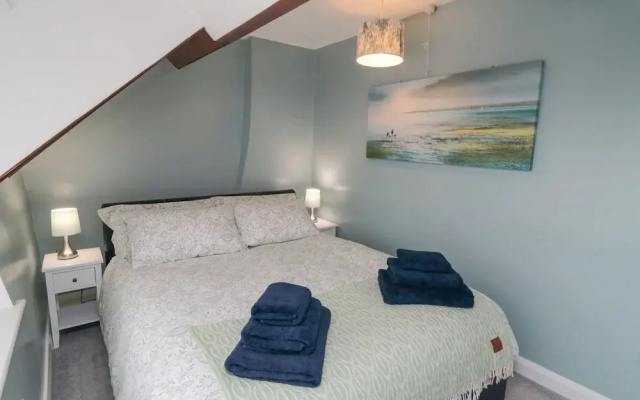 Newton Cottage