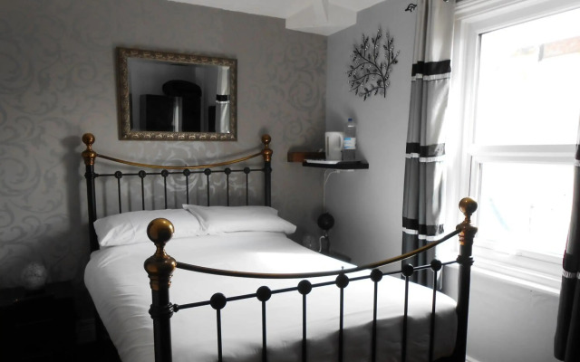 Shore Stay Guest House