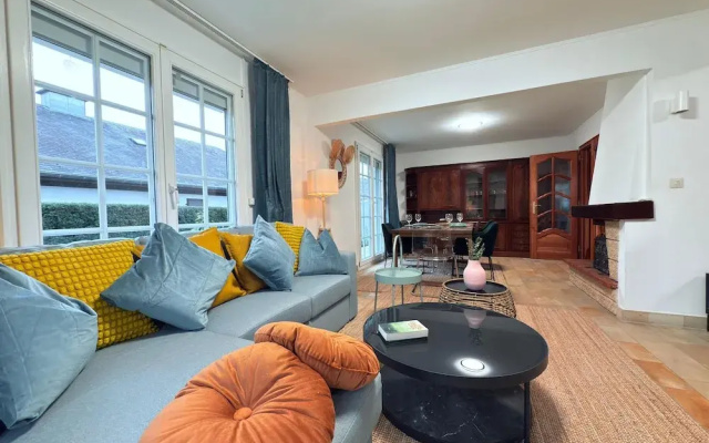Spacious 4 bedrooms House