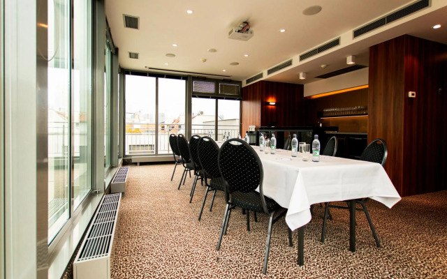Hotel Avance