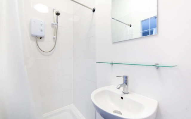 Oddfellows 7 Ensuite Double Room