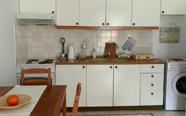 Nice homely 2-bedroom apartment close to the beach