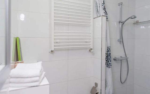 Bos en Lommer Apartments