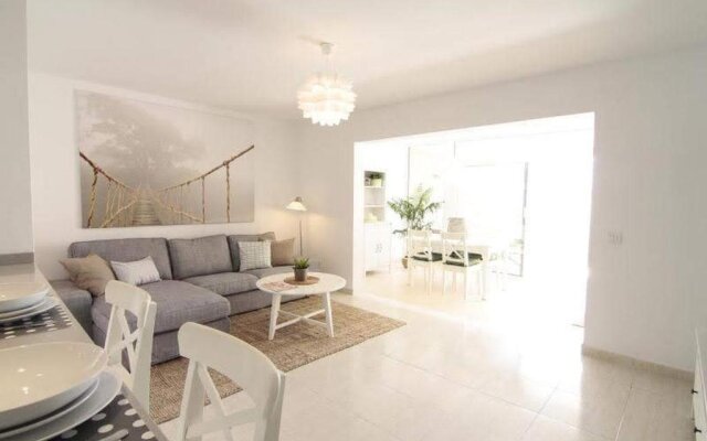 Ground floor apartment suite with private garden, Los Charcos