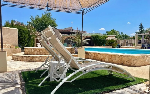 Self Catering Accommodation for the Larger Group