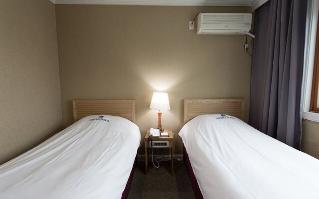 Benikea Crystal Hotel