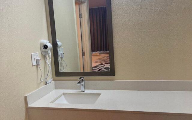 Red Roof Inn Haltom City