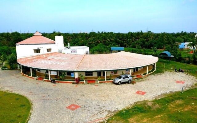 Ulo Millionaire Park