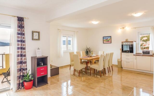 Amazing Home in Komarna With Wifi and 3 Bedrooms