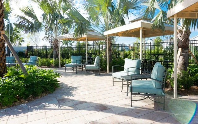 Tvpm-4263pd/sl 5 Bedroom Townhouse by RedAwning