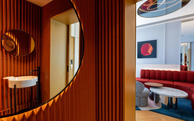 Mondrian Hong Kong