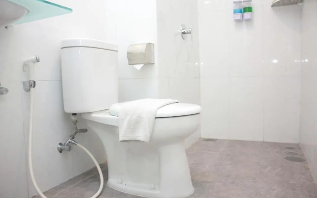 Urban Express HomTel Serpong