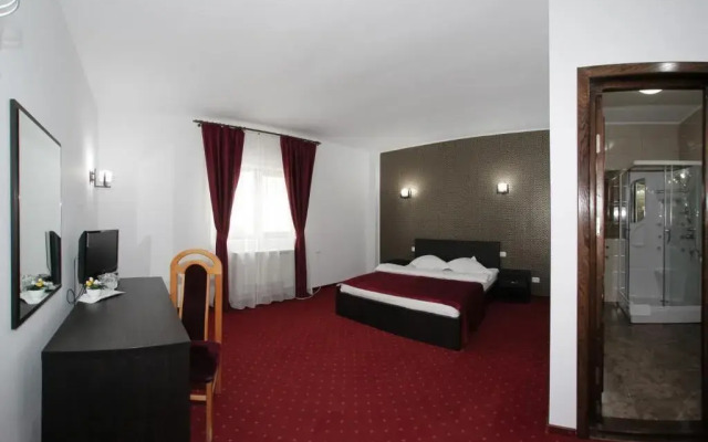 Hotel Rebis International