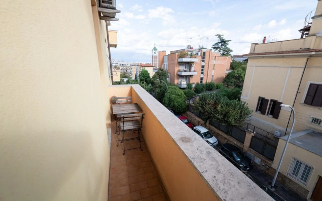 Via Marcantonio Odescalchi