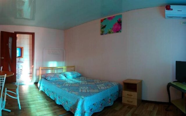 U Azovskovo Morya Mini-hotel
