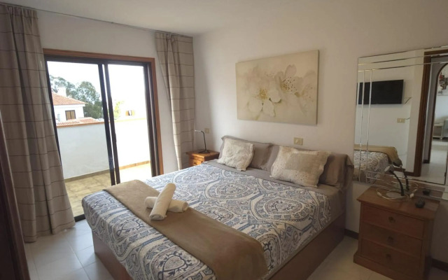 Aqua Vista El Cardon 1BR Free Parking Heated Pool