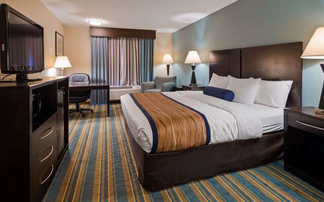Best Western Plus Berkshire Hills Inn & Suites