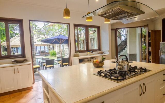 Anjani Villa
