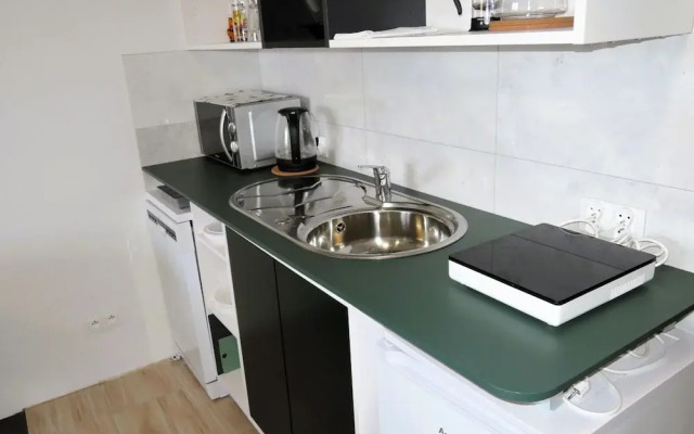 A Modern Apartment in Rewal