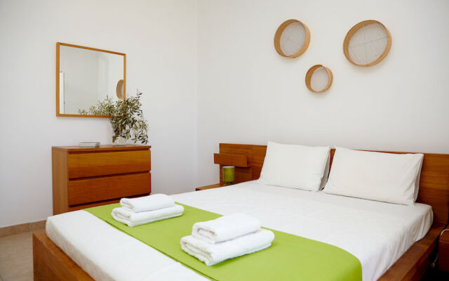 Amarandos Sea View Apartments