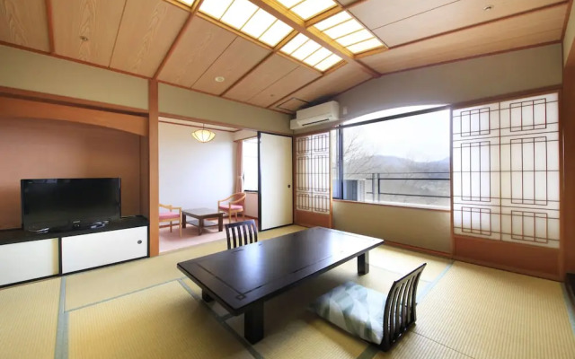 Ryokusuitei