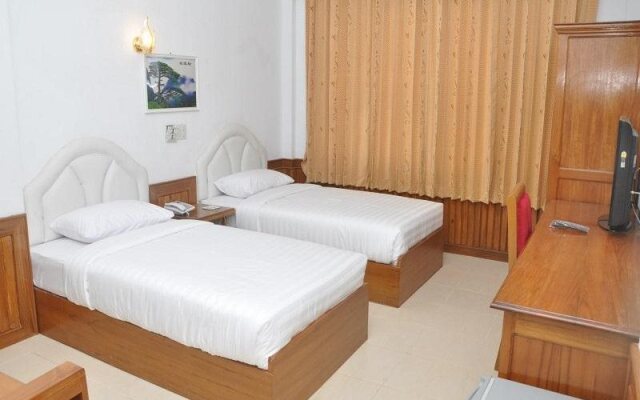 Golden Star Hotel