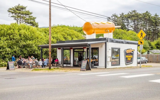 The Nickels Quarters