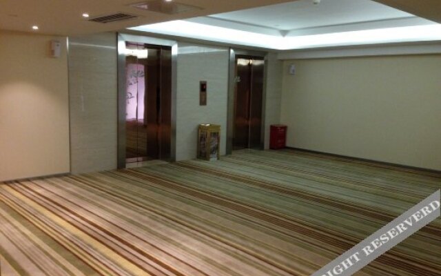 Shangpin Bojia Hotel (Shenzhen Songyuanxia Metro Station Capitel Branch)