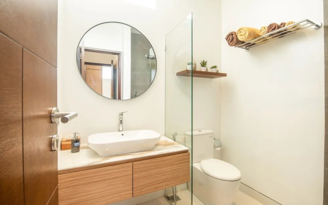 Mateo Villa Marvelous 6BR 2 Mins to Beach