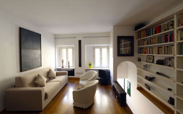 Trastevere Pied A Terre Apartment