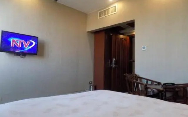 Freedom City Hotel