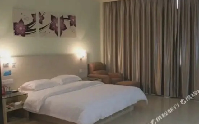 Hezhou City Hotel