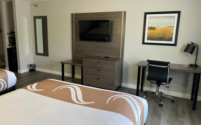 Quality Inn & Suites Red Wing