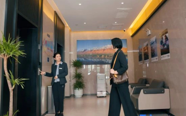 Super 8 Select Hotel
