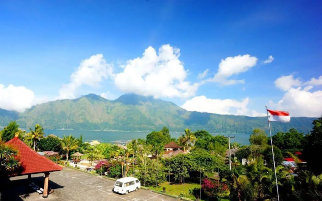 Puri Bening Lake Front Hotel