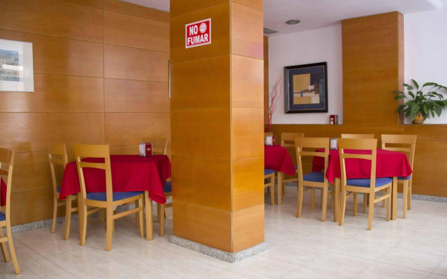 Hotel Fleming Center by Punta 25