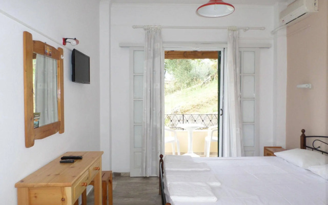 Rising Sun Apartments and Studios