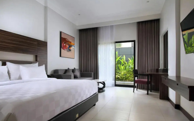 Helios Hotel Bone