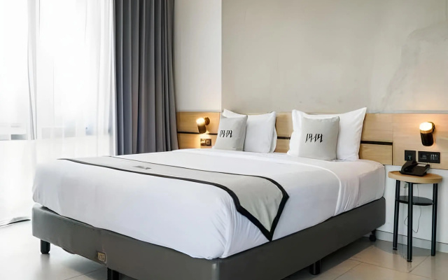 Mahima Hotel – Guest Rooms – Semarang