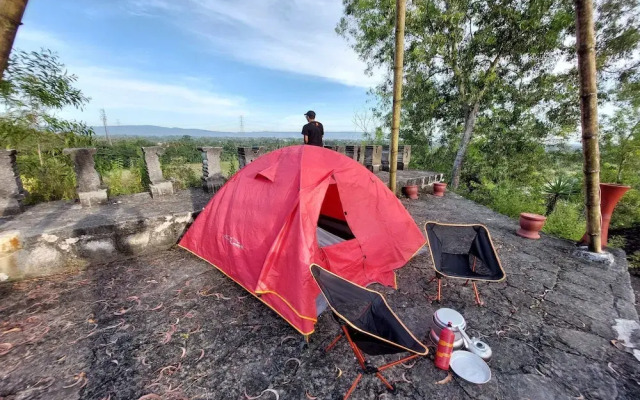Camping Ground Gunung Mijil Hils