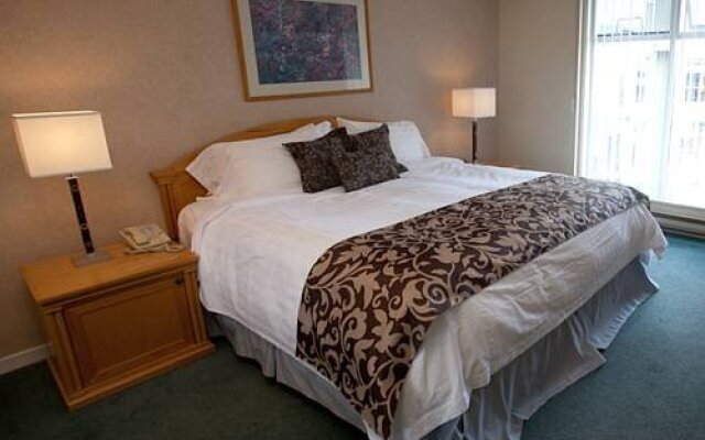 Woodrun Lodge